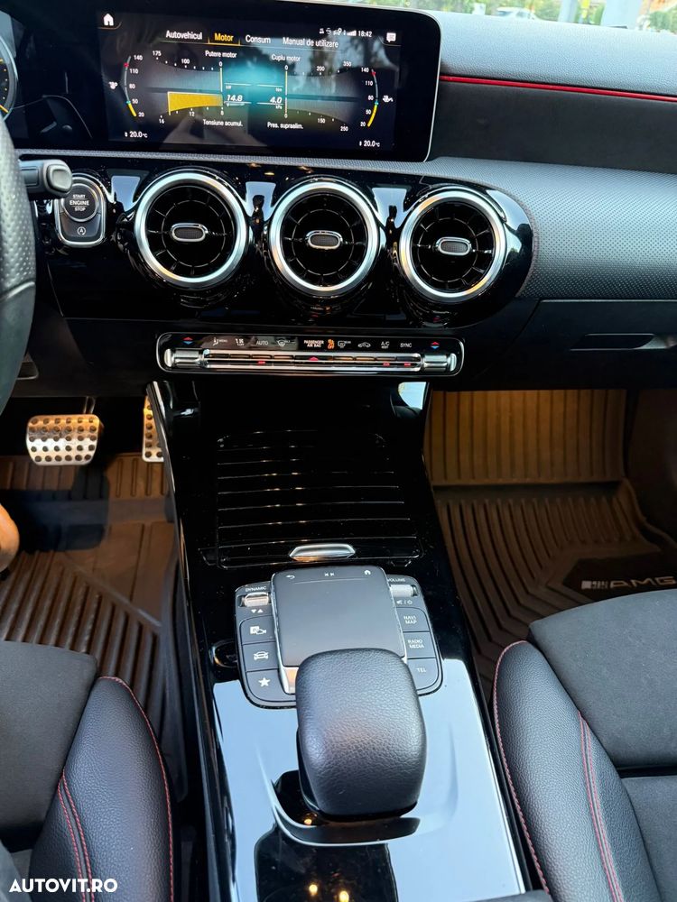 Mercedes-Benz A ver-180-d-7g--dct-amg-line - 14