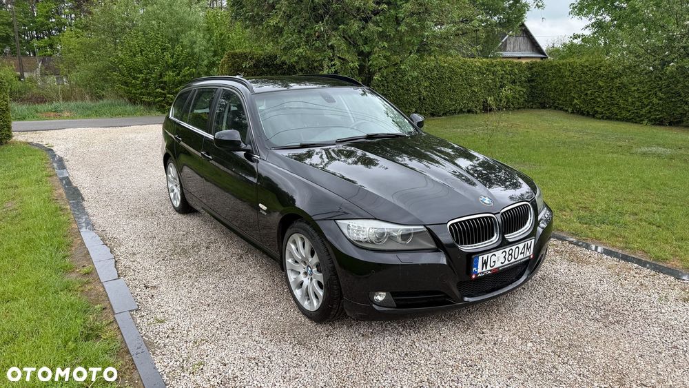 BMW Seria 3 325i xDrive Edition Exclusive - 22