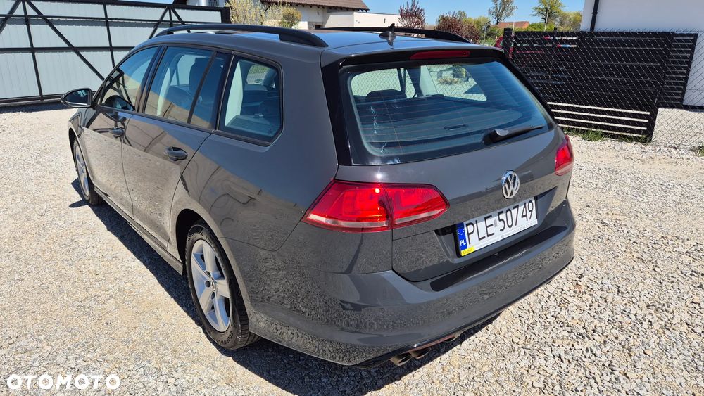 Volkswagen Golf - 30