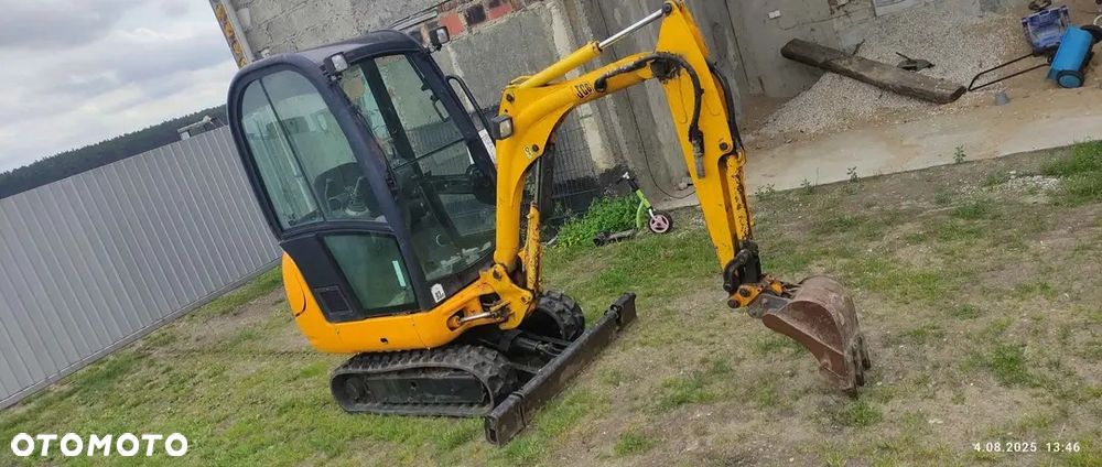 JCB 8016 - 4
