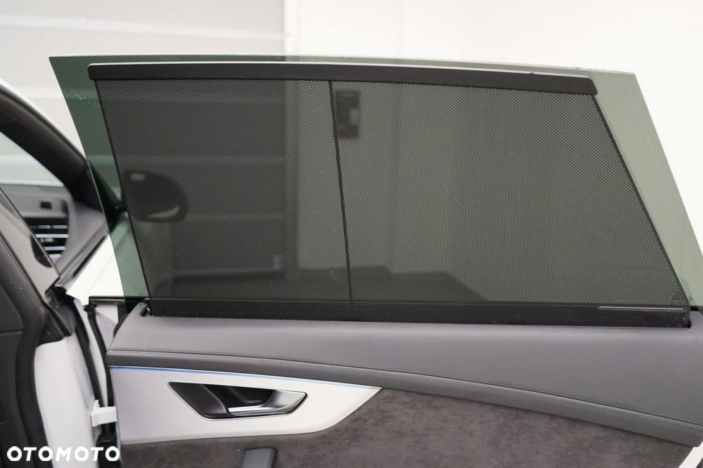 Audi Q8 - 24
