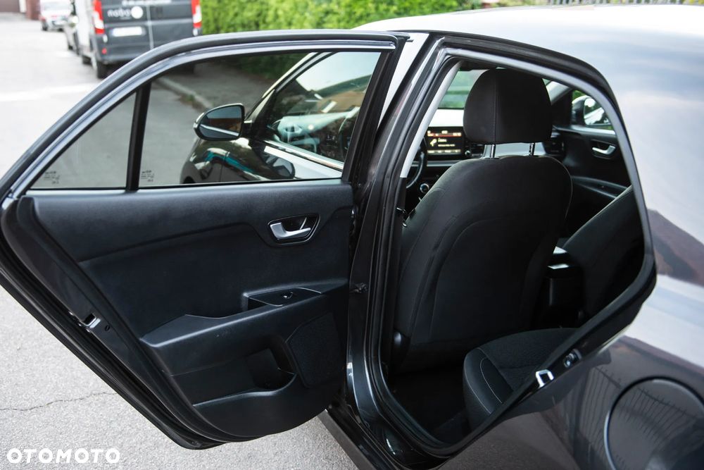 Kia Rio 1.4 Platinum Edition - 31