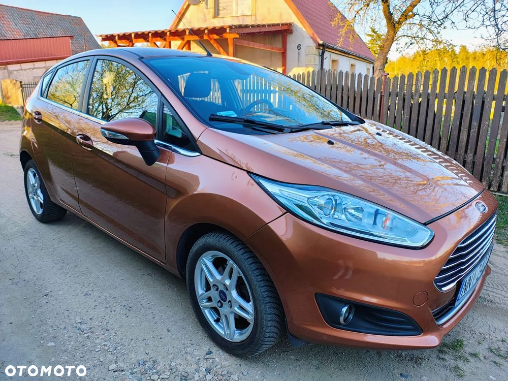 Ford Fiesta 1.5 TDCi Champions Edition - 6
