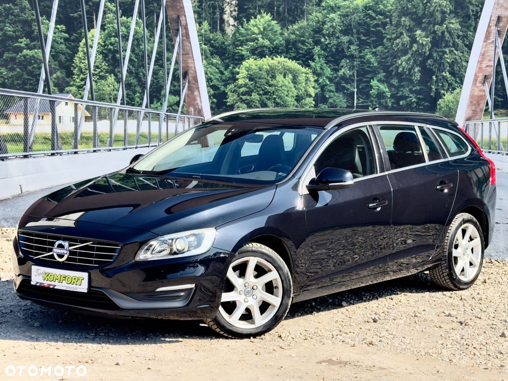 Volvo V60 D4 Geartronic Momentum - 9
