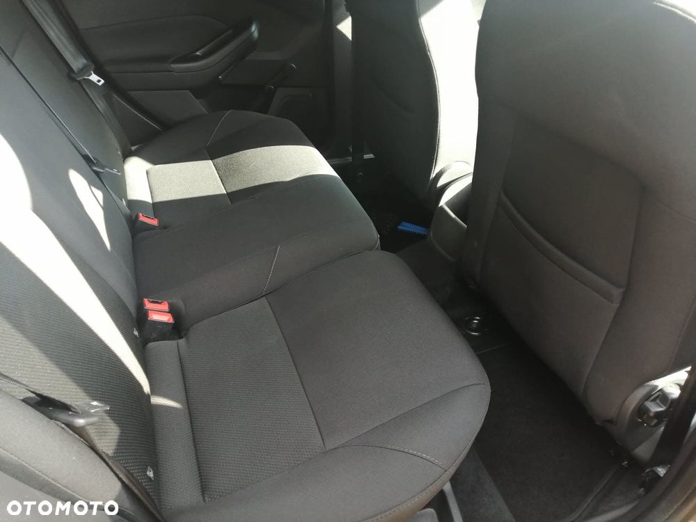 Ford Focus 1.5 TDCi Trend - 6