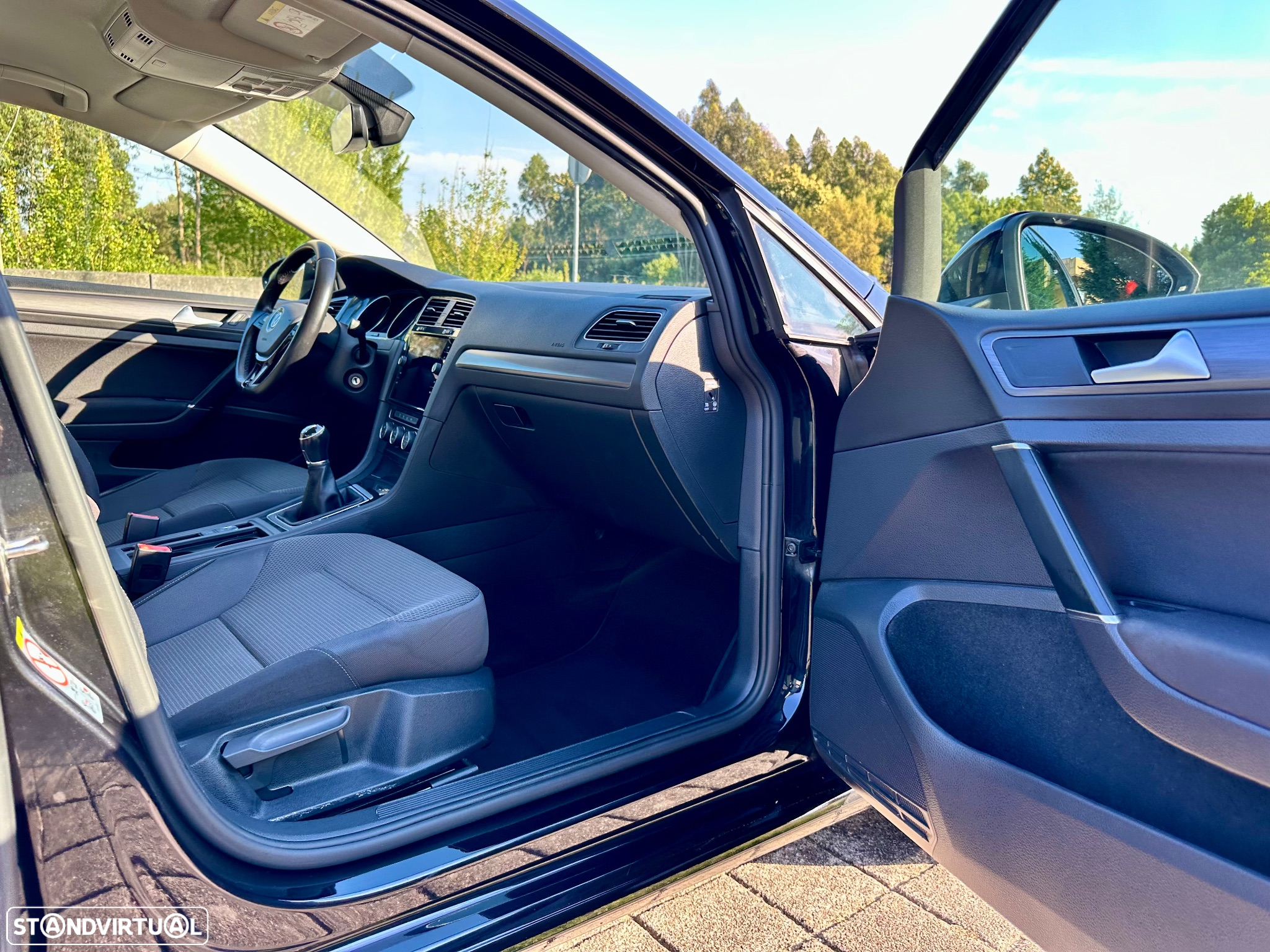 VW Golf 1.0 TSI Confortline - 27