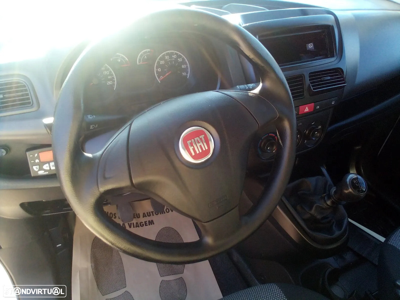 Fiat DOBLO1.6 Hdi  Caixa Isotérmica/Motor Congelação - 5