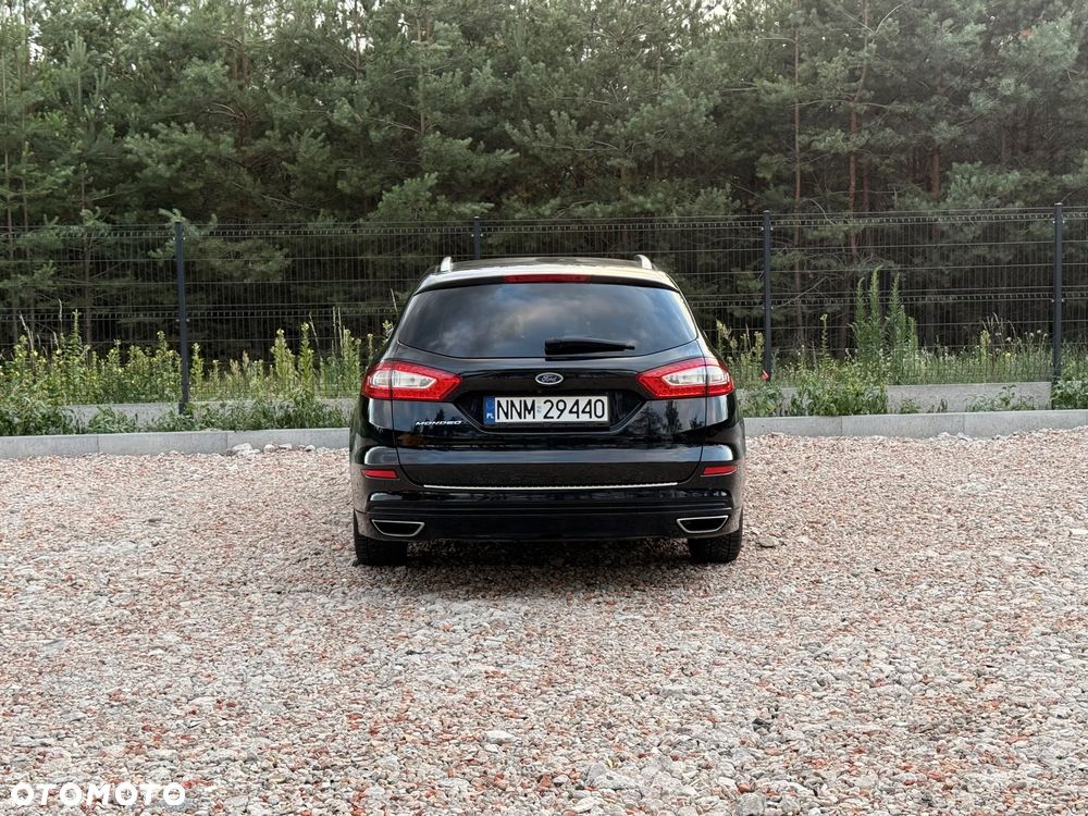 Ford Mondeo 2.0 TDCi Bi-Turbo Titanium PowerShift - 32
