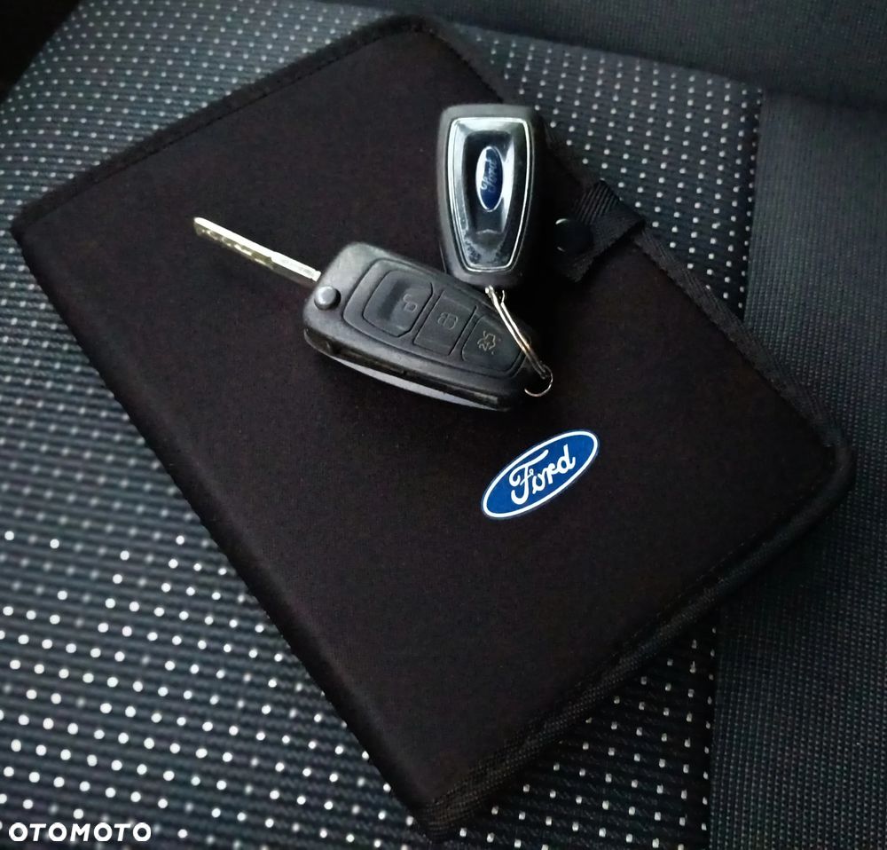 Ford C-MAX 1.6 Titanium - 39
