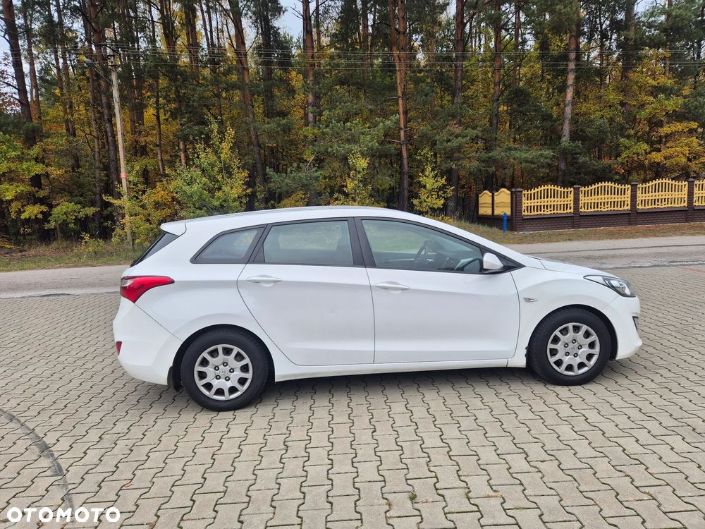Hyundai i30 1.6 CRDi Comfort - 22