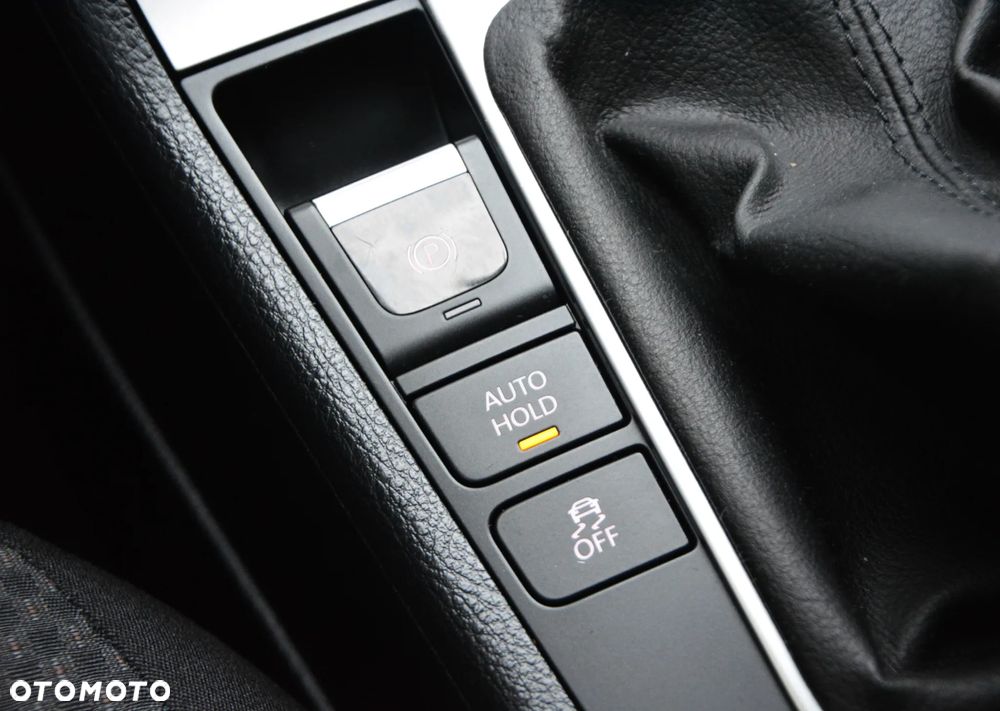 Volkswagen Passat - 14