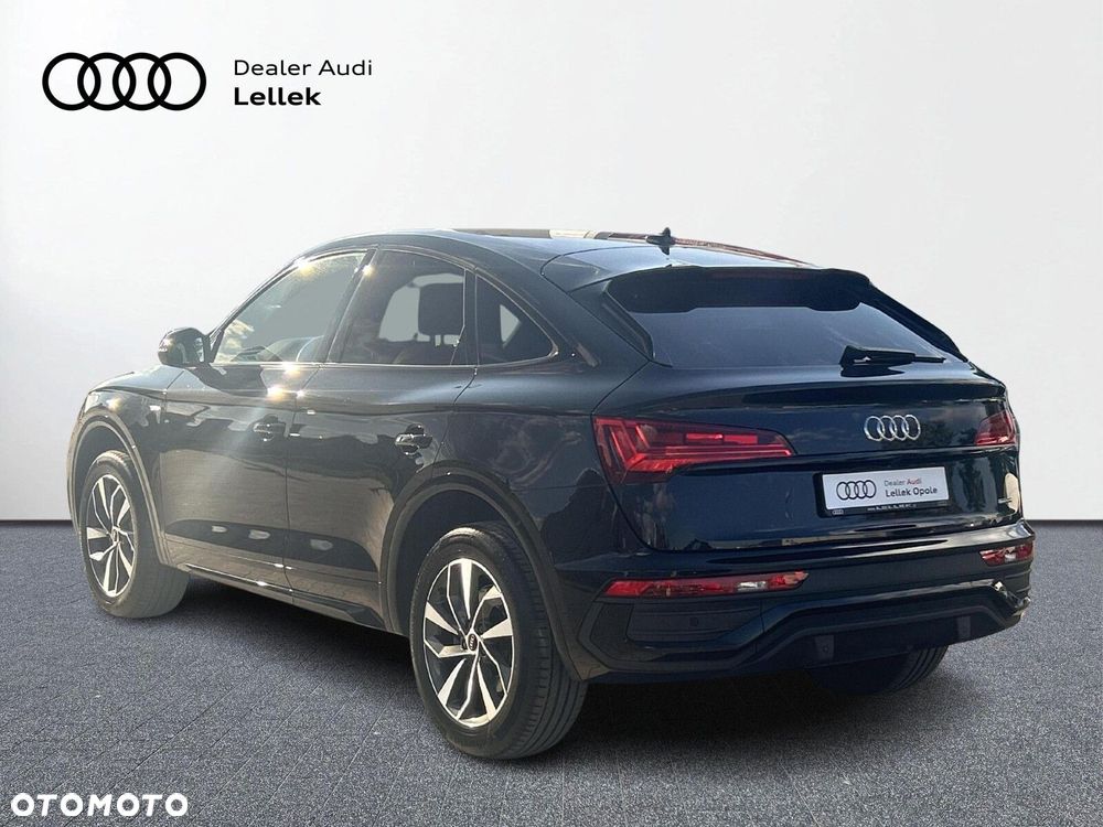 Audi Q5 Sportback - 4