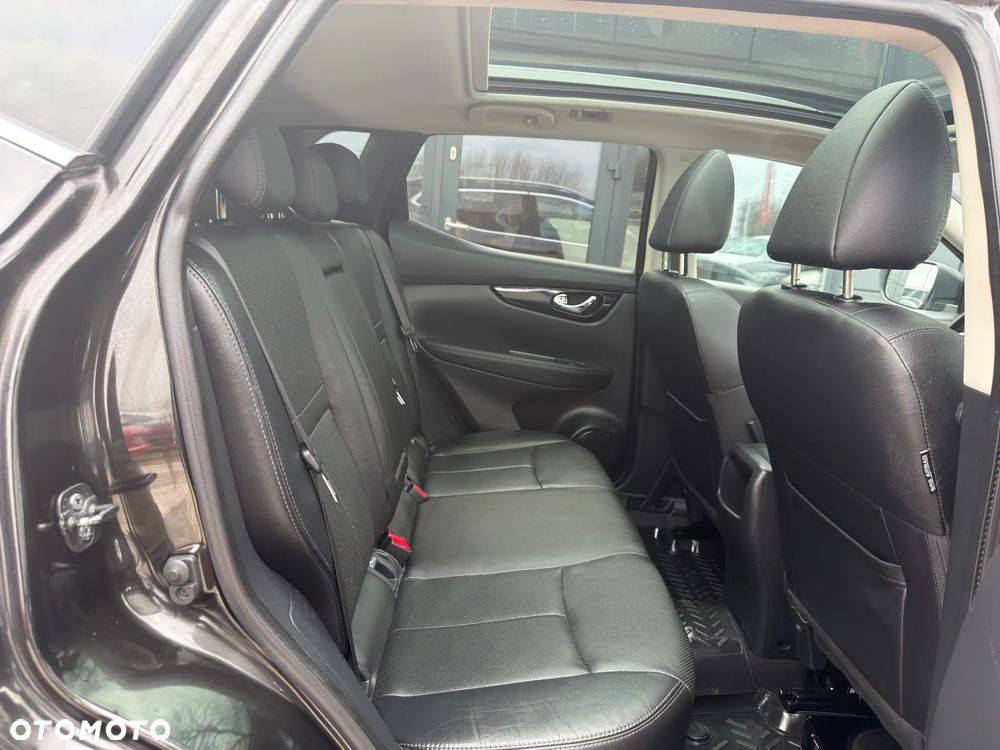 Nissan Qashqai 1.5 dCi N-WAY - 26