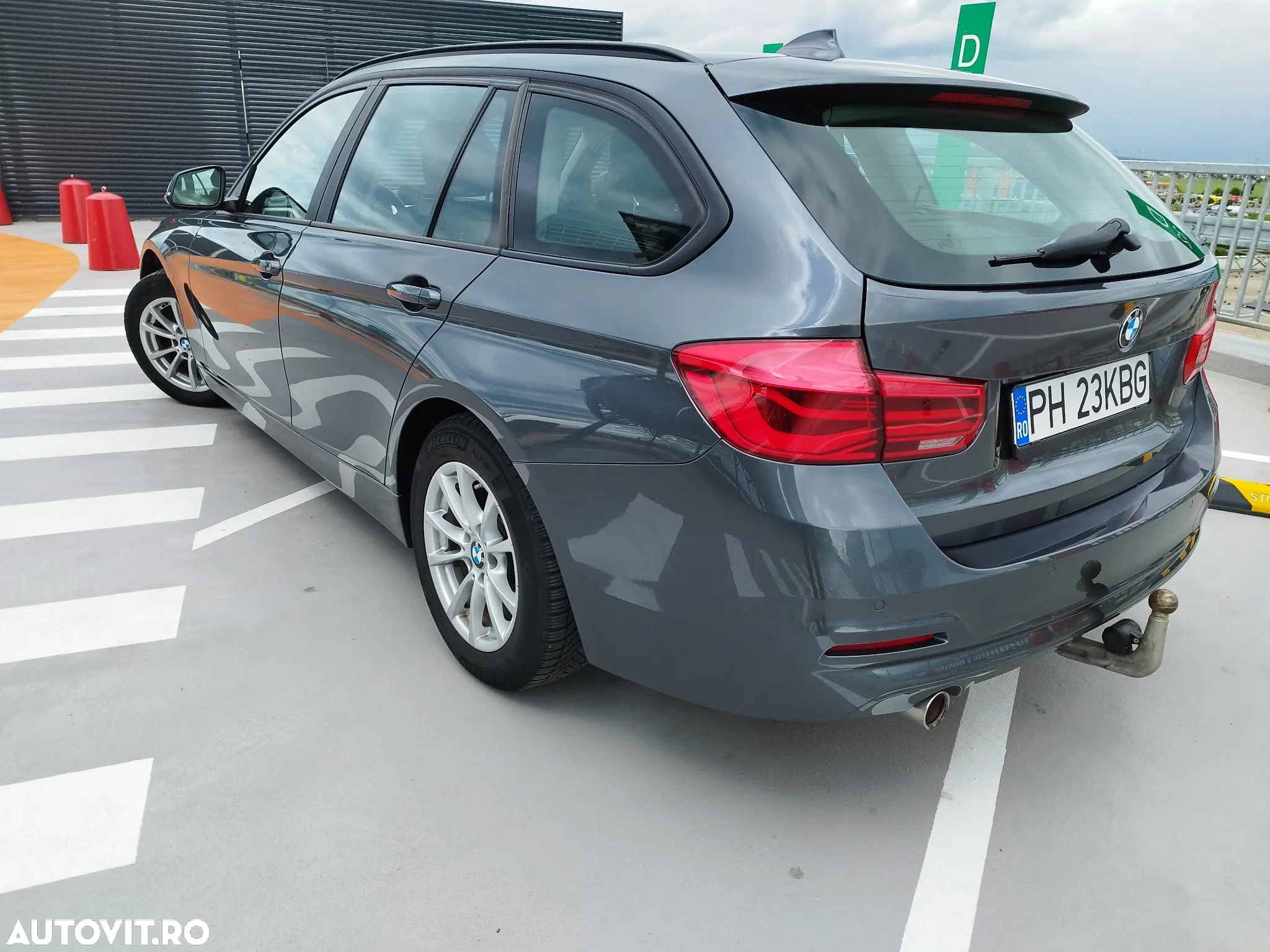 BMW Seria 3 318d Touring Aut. Advantage - 7