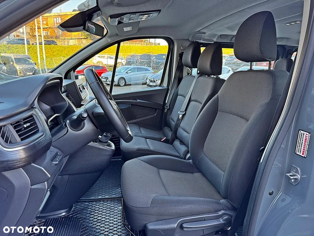 Renault Trafic 2.0 dCi - 10