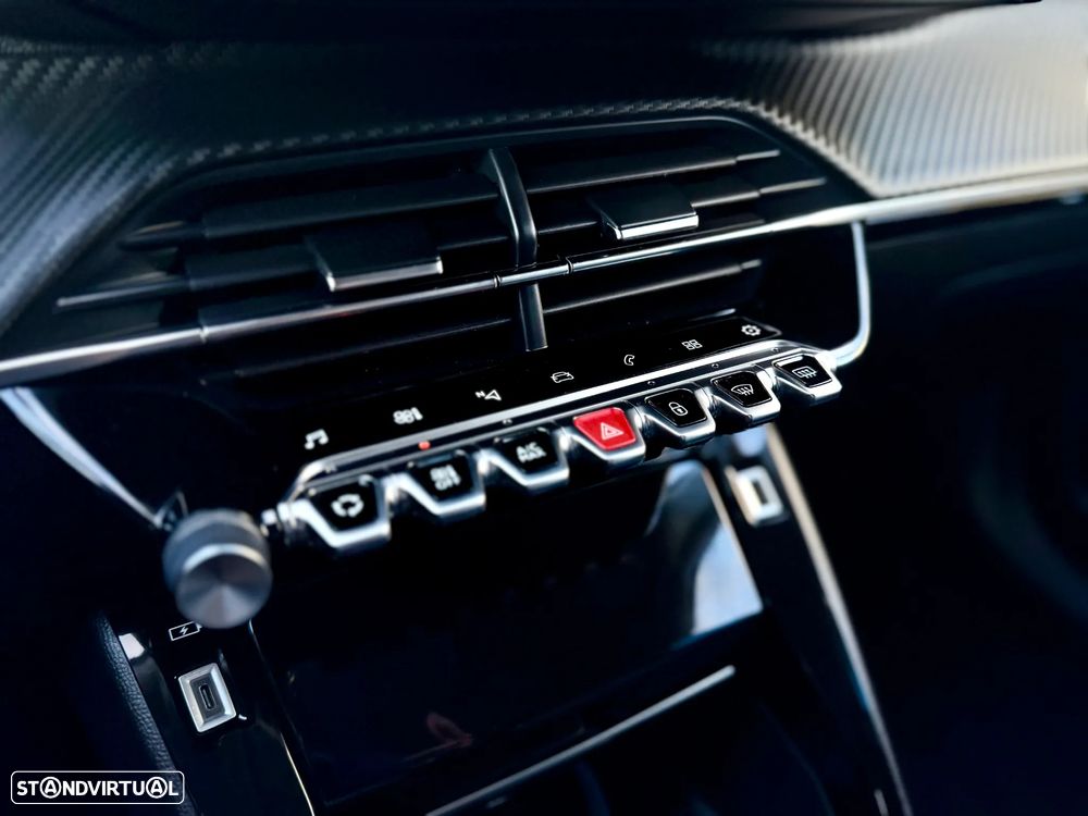 Peugeot 2008 1.2 PureTech Allure Pack - 23