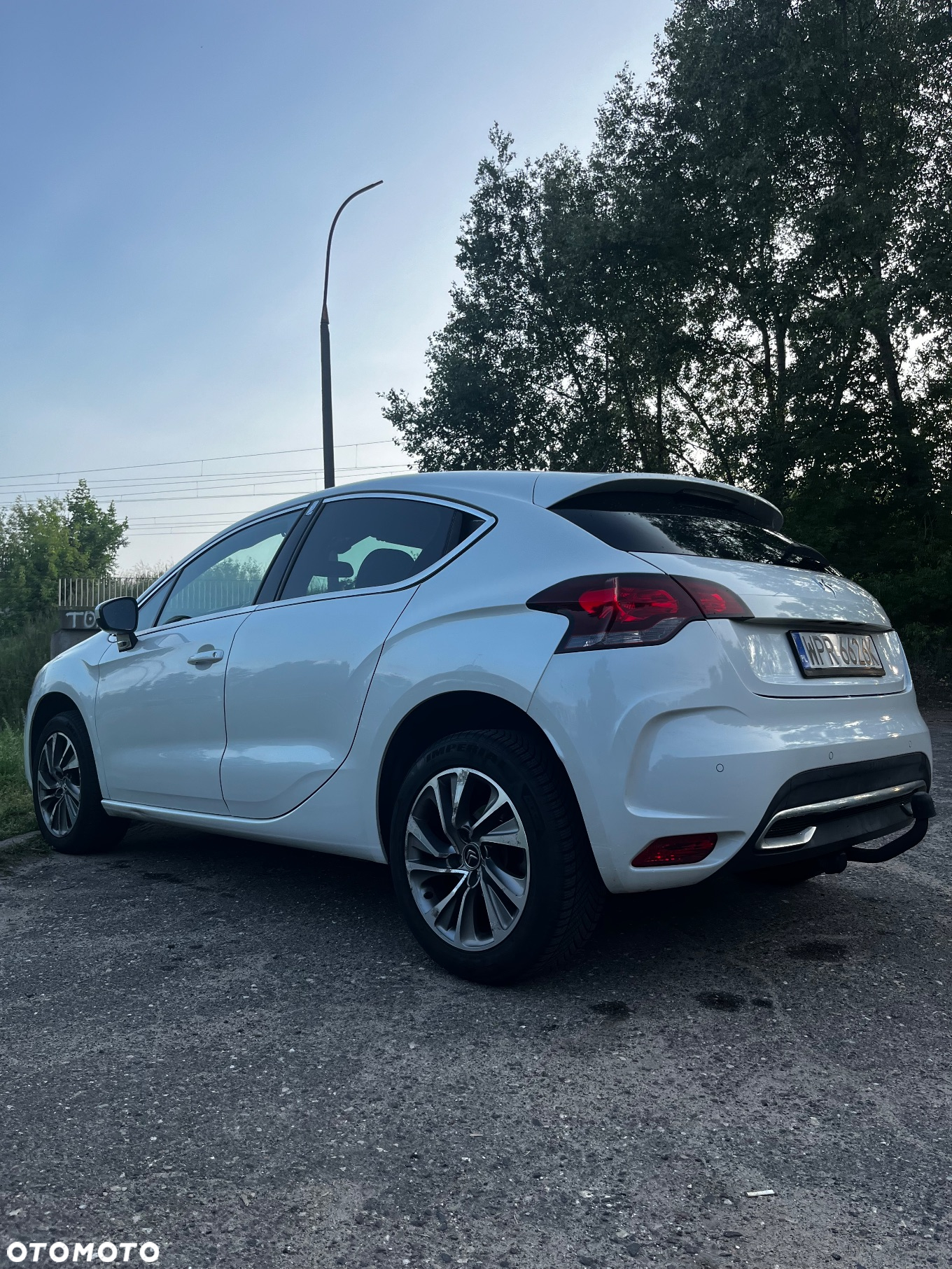 Citroën DS4 1.6 HDi SoChic - 6