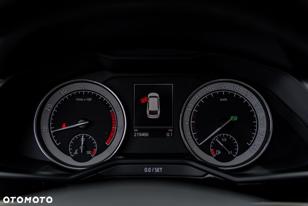 Skoda Superb 2.0 TSI 4x4 DSG L&K - 28