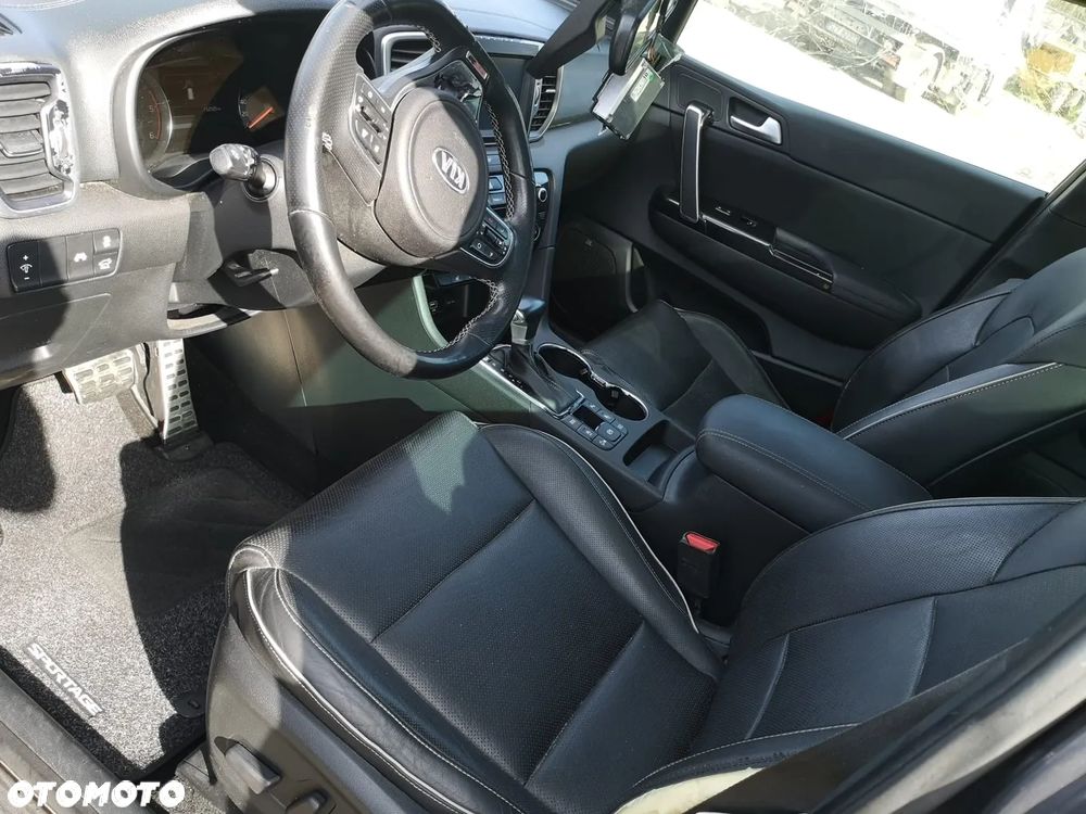 Kia Sportage 1.7 CRDI 2WD Vision - 30