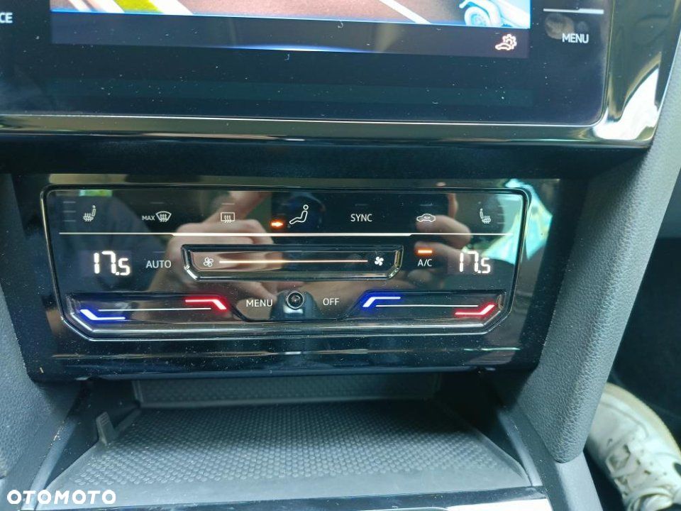 Volkswagen Passat - 17