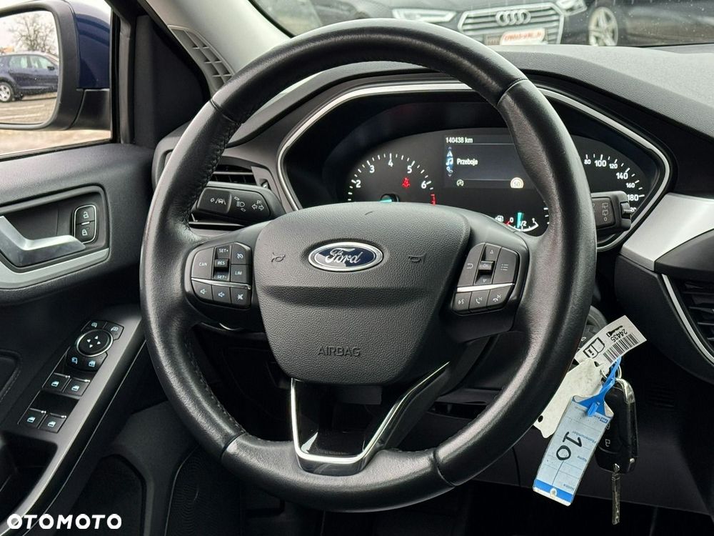 Ford Focus - 30