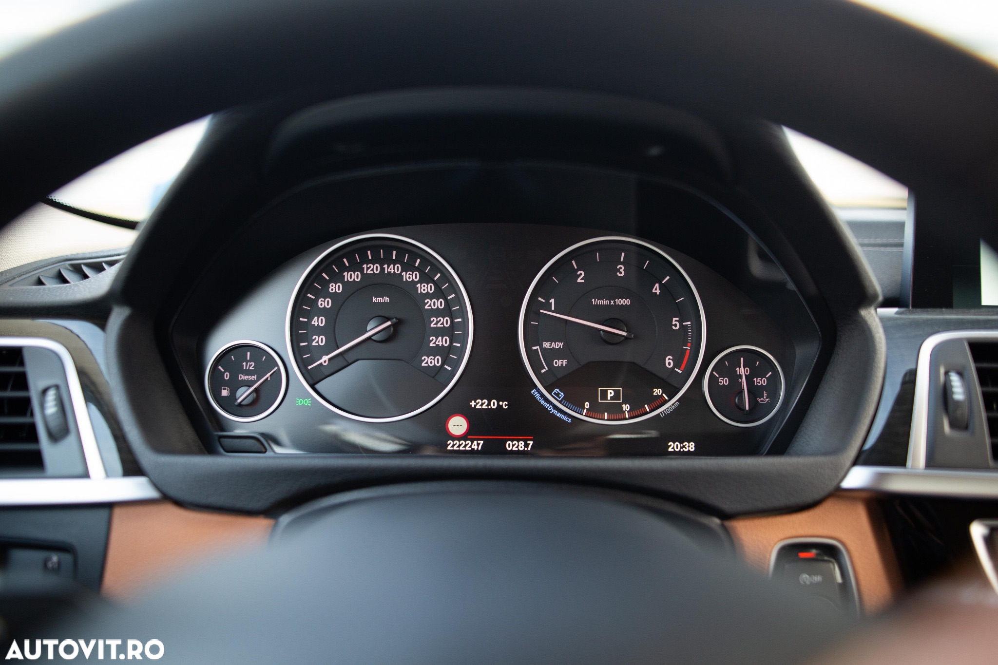 BMW Seria 3 318d Touring Aut. Luxury Line - 27