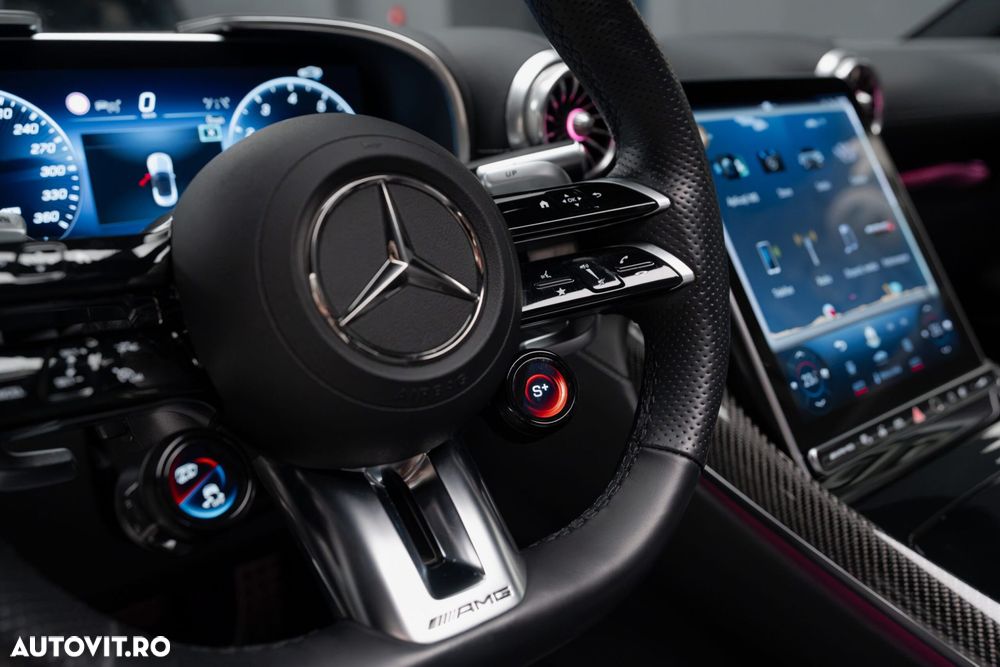 Mercedes-Benz SL 63 AMG - 17