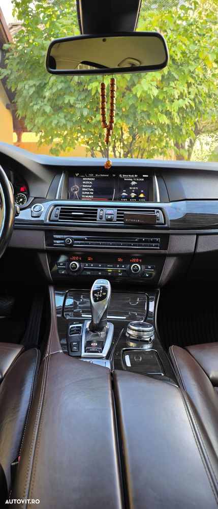 BMW Seria 5 525d xDrive AT - 7