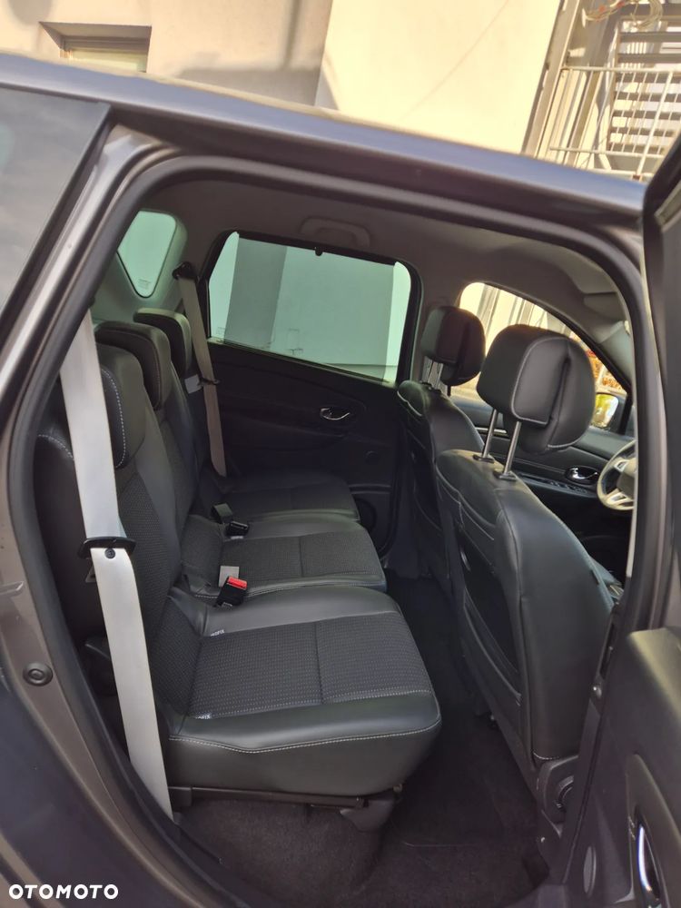 Renault Scenic - 9