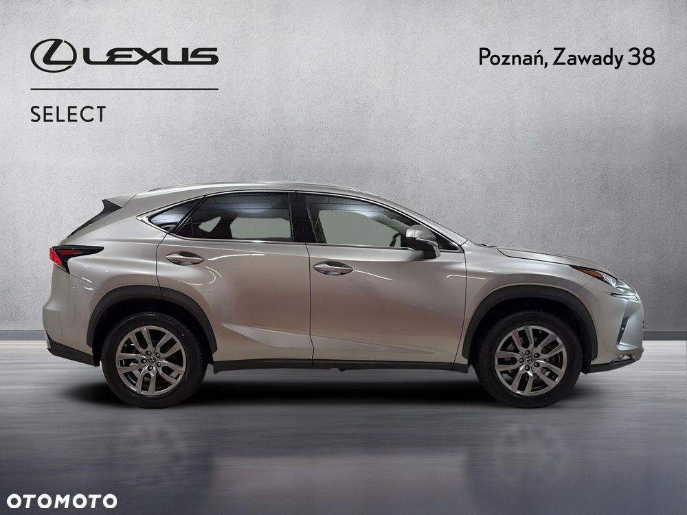 Lexus NX 300h Comfort AWD - 4