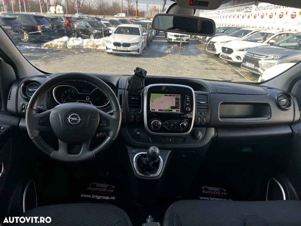 Opel vivaro - 8