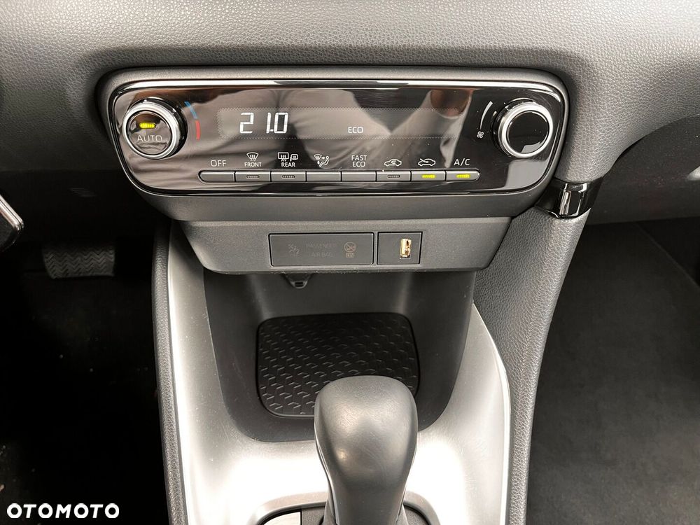 Toyota Yaris Hybrid 1.5 Comfort - 16