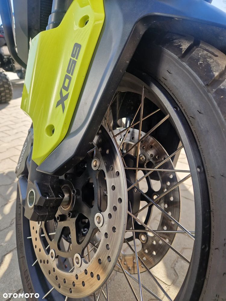 QJMOTOR SVT 650 - 13