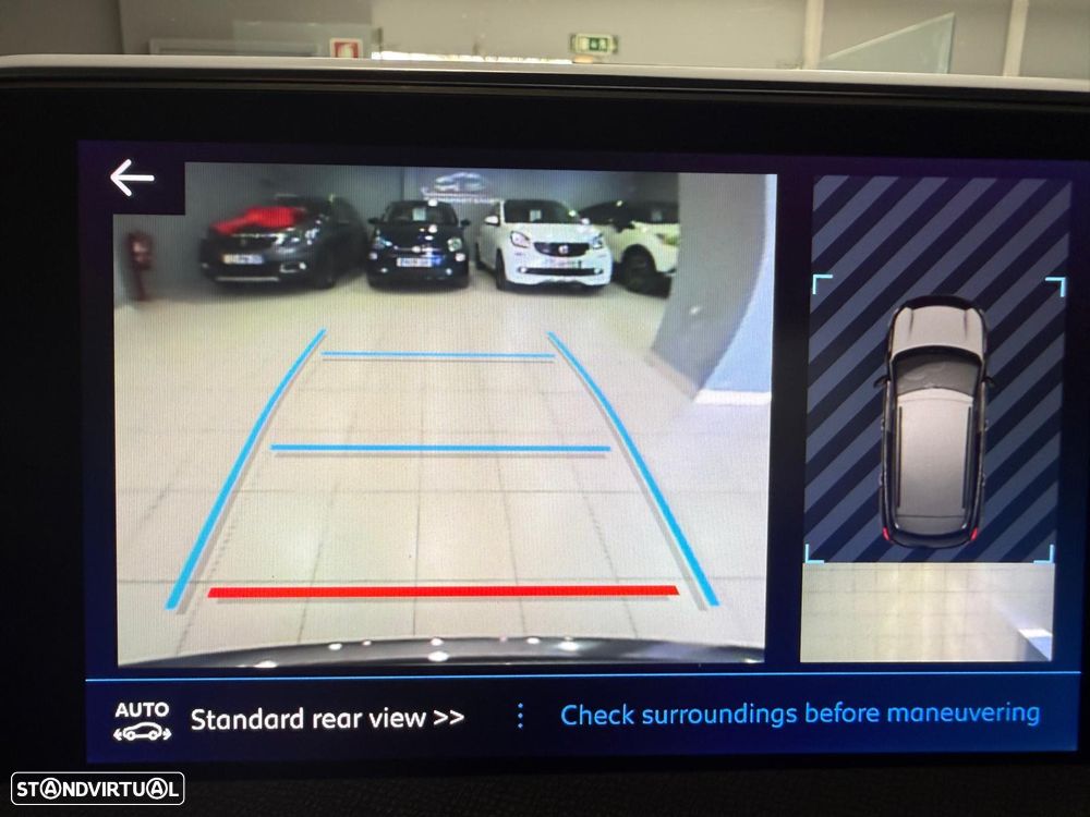 Peugeot 3008 1.2 PureTech Allure - 12