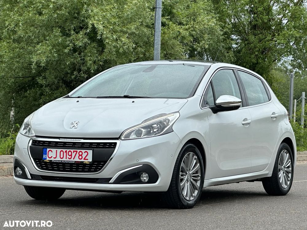 Peugeot 208 Blue-HDi 100 Stop&Start Allure - 2