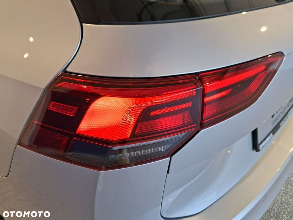 Volkswagen Golf Variant - 12