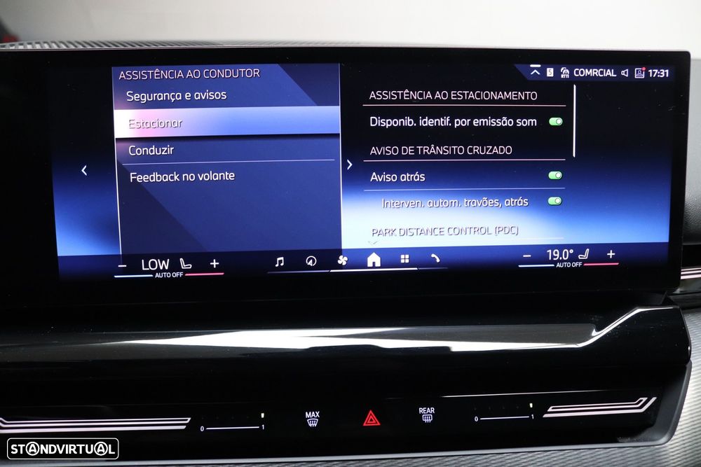 BMW 520 d xDrive Pack Desportivo M - 34