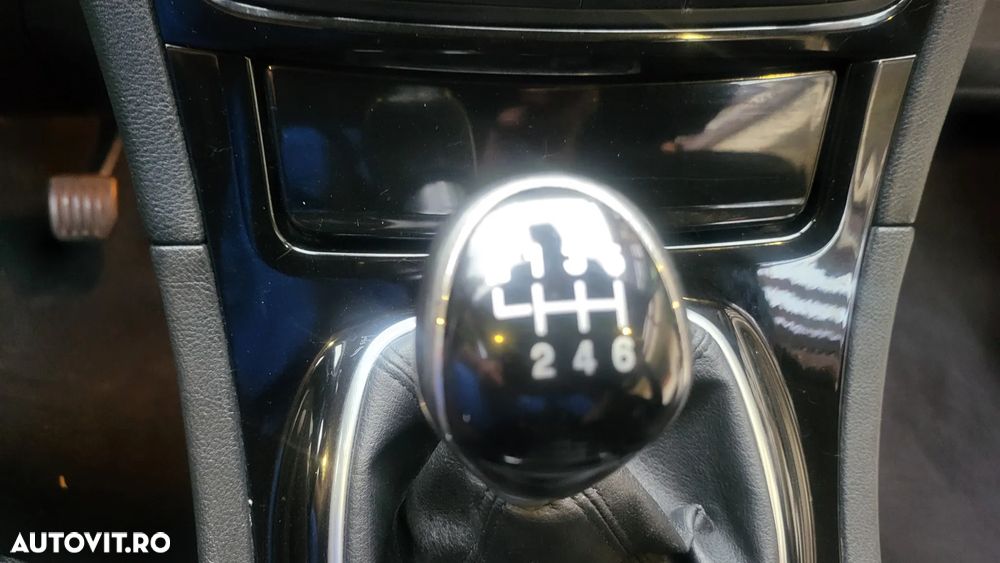 Ford S-Max - 21