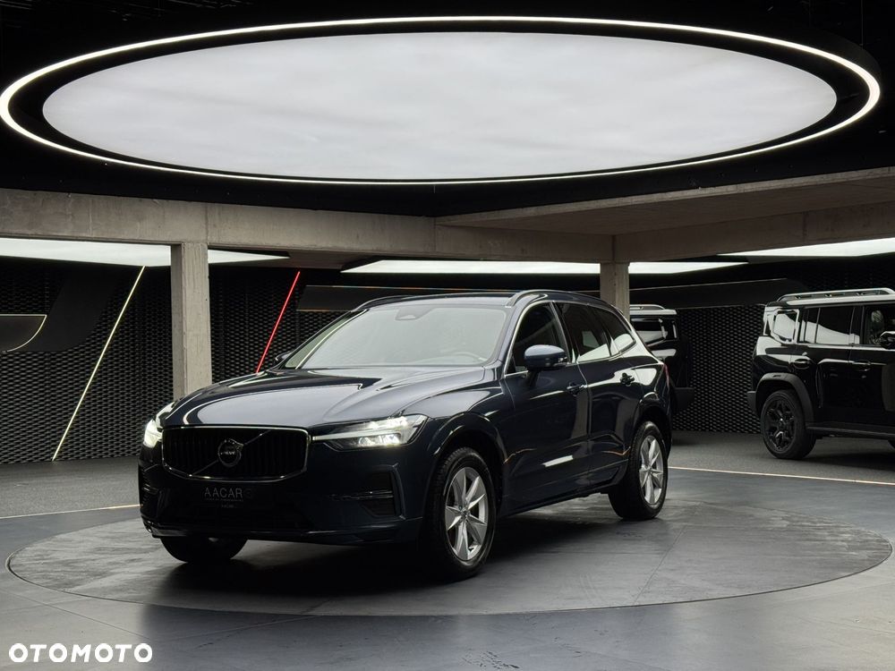 Volvo XC 60 B5 B AWD Momentum Pro - 2