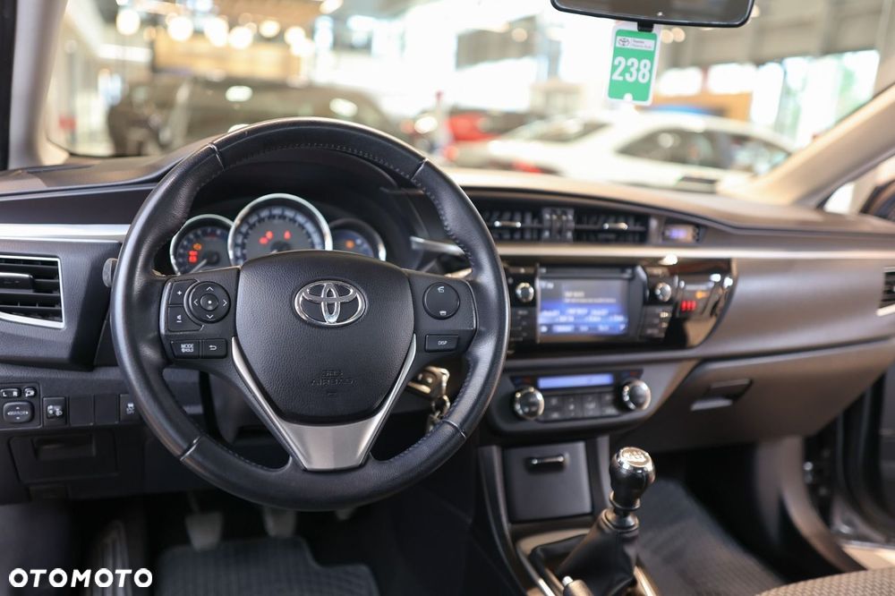 Toyota Corolla - 7