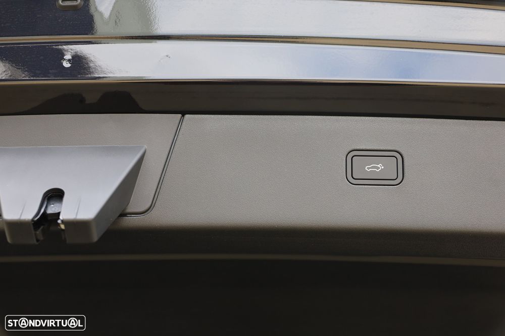 Volvo EX30 51 kWh Single Motor Black Edition - 6