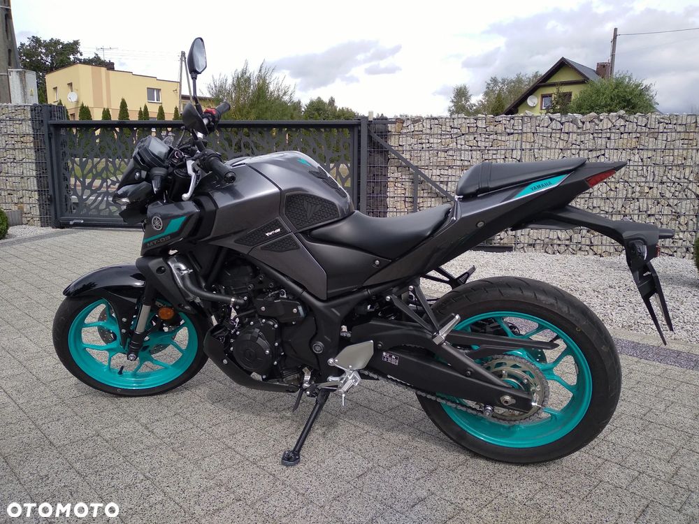 Yamaha MT - 1