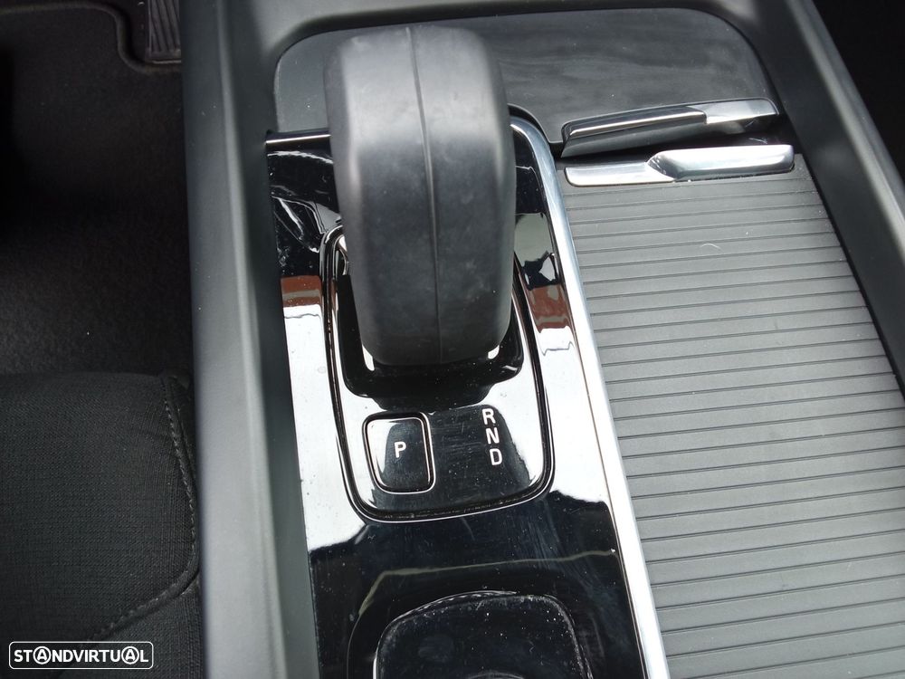 Volvo XC 60 2.0 B4 Inscription Geartronic - 21