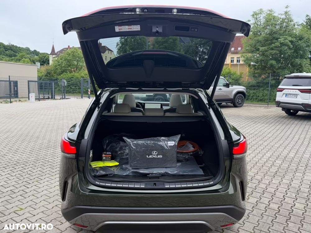 Lexus Seria RX 450h+ E-Four PHEV Luxury - 11
