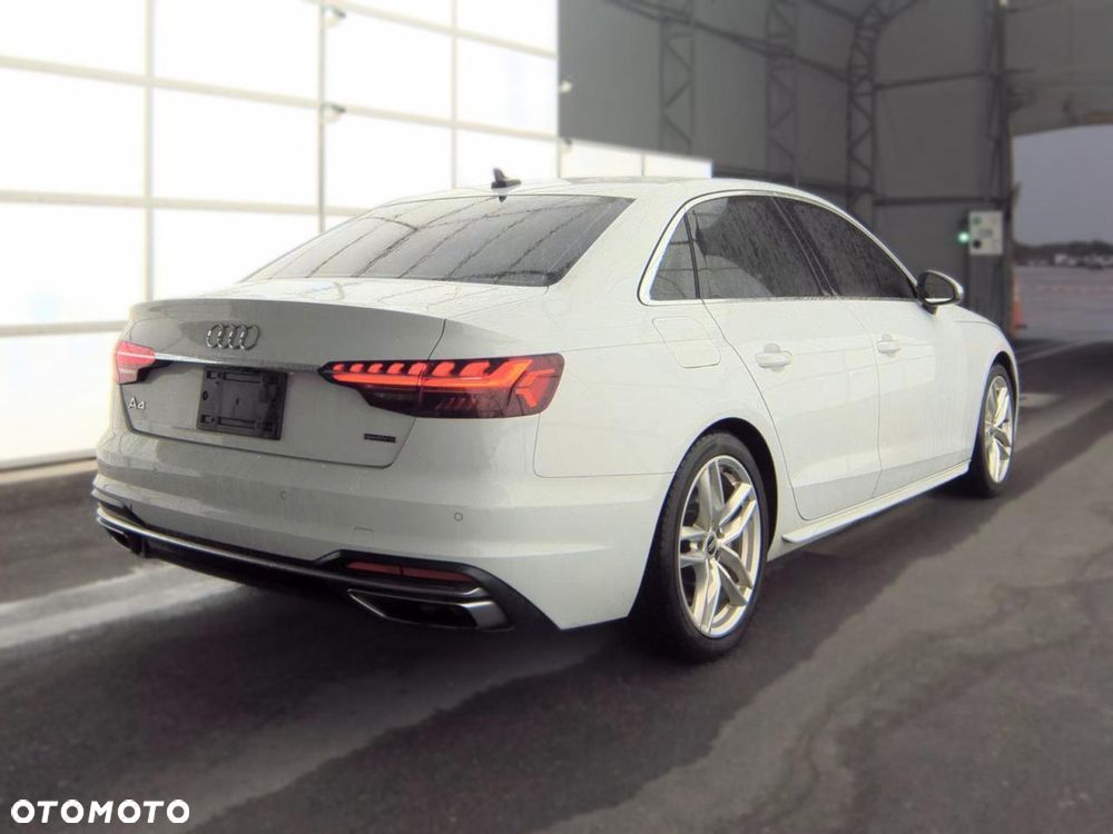 Audi A4 Limousine - 5