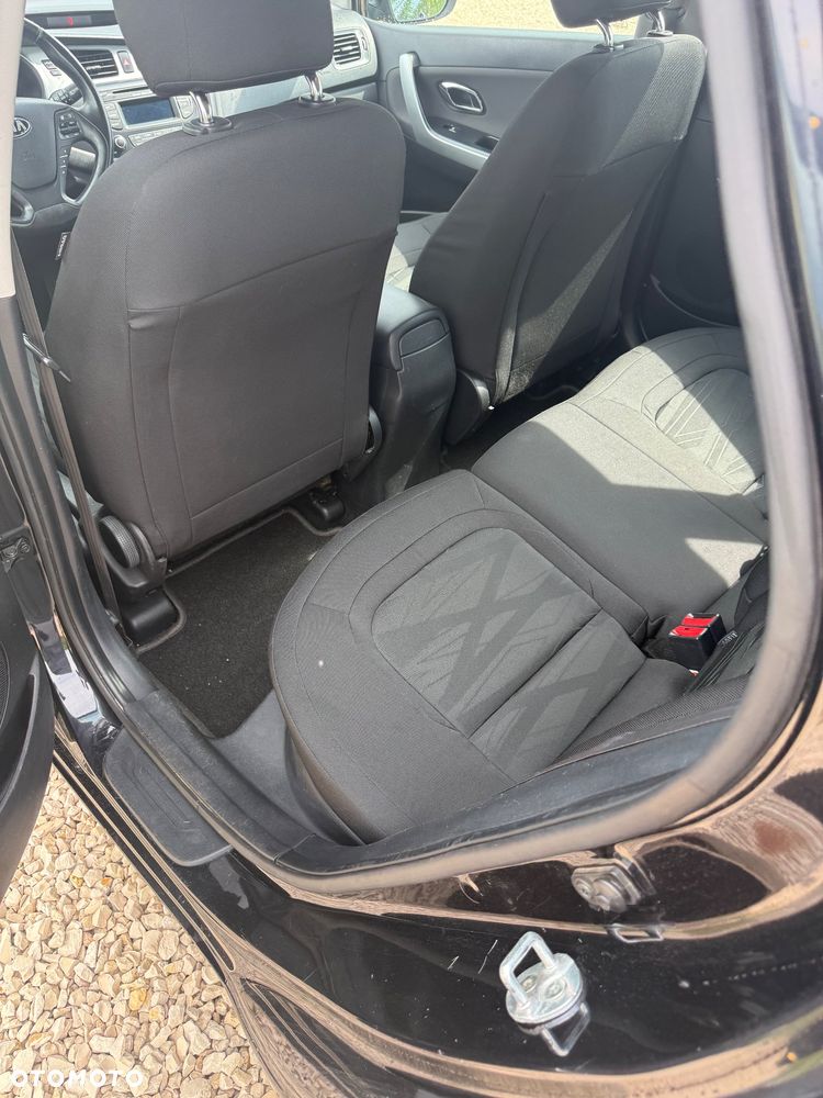 Kia Ceed 1.6 CRDi L - 11