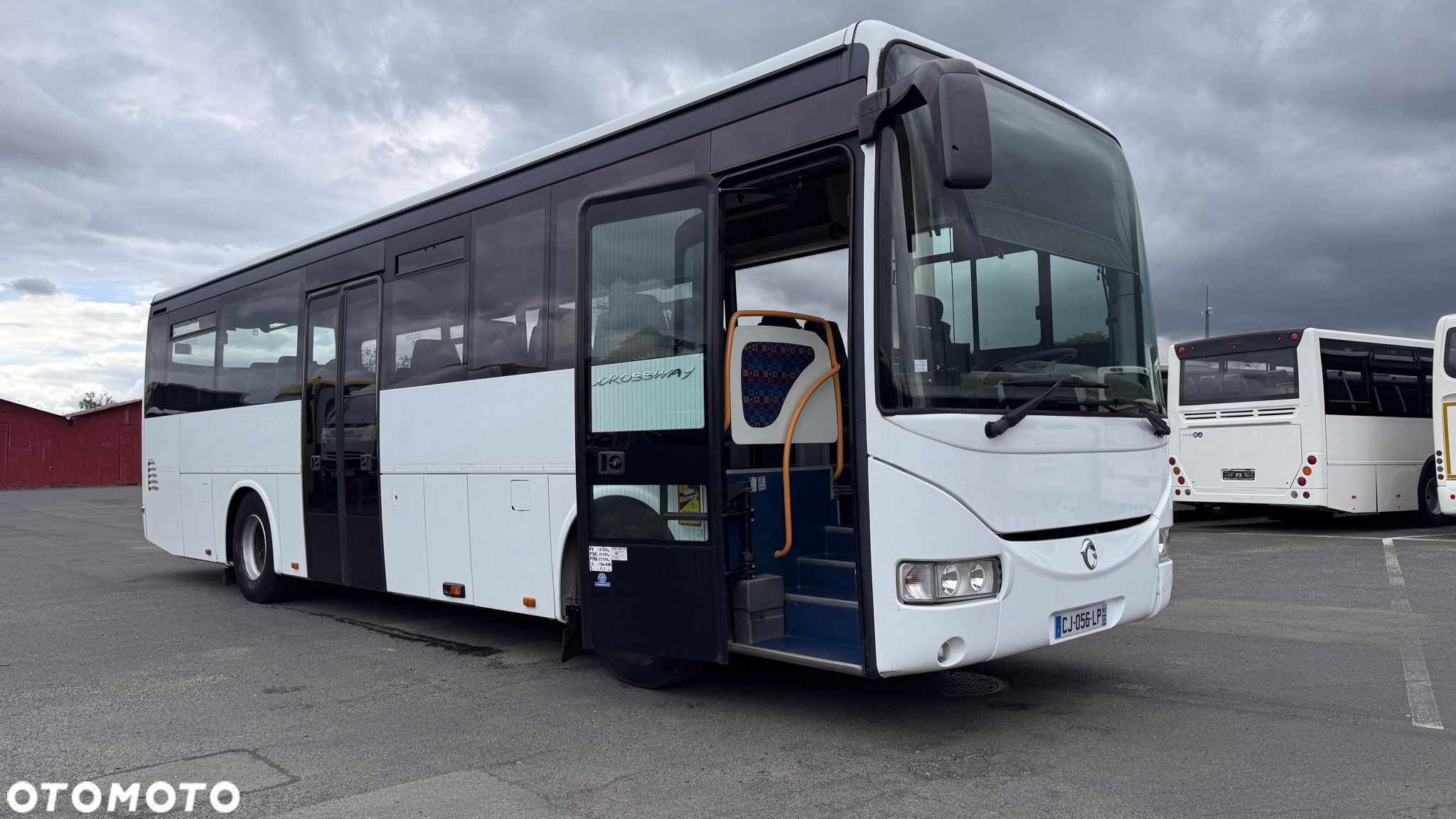 Irisbus KRÓTKI 10,5 metra /Crossway / 46 miejsc/ mały przebieg / CENA: 87000zł netto - 1