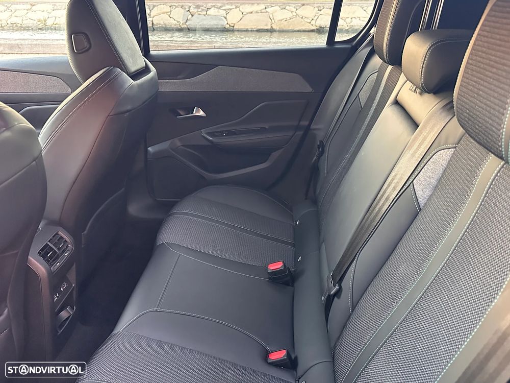 Peugeot 308 1.6 Hybrid Allure Pack e-EAT8 - 21