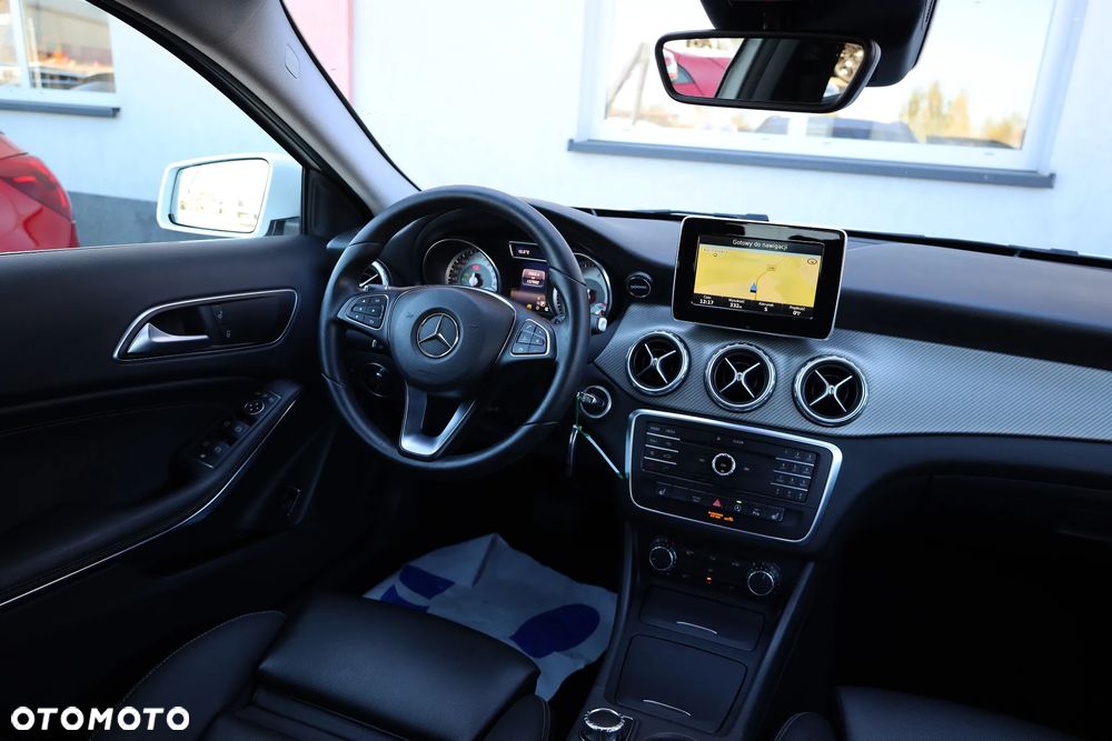 Mercedes-Benz GLA 250 7G-DCT Style - 8