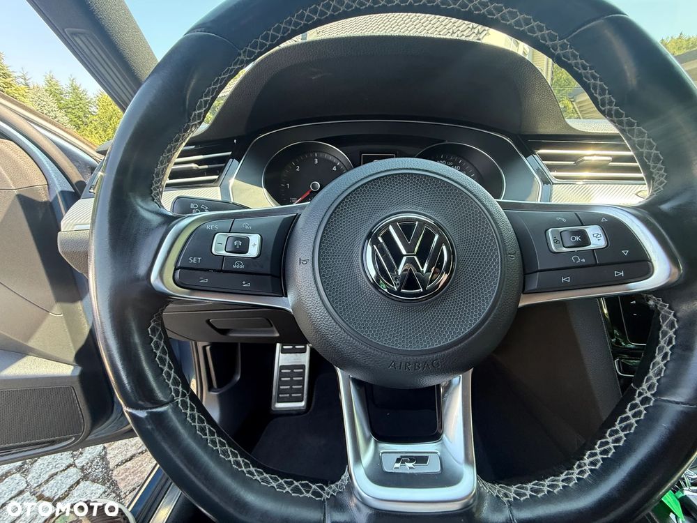 Volkswagen Passat Variant 2.0 TDI SCR DSG BlueMotion Trendline - 14